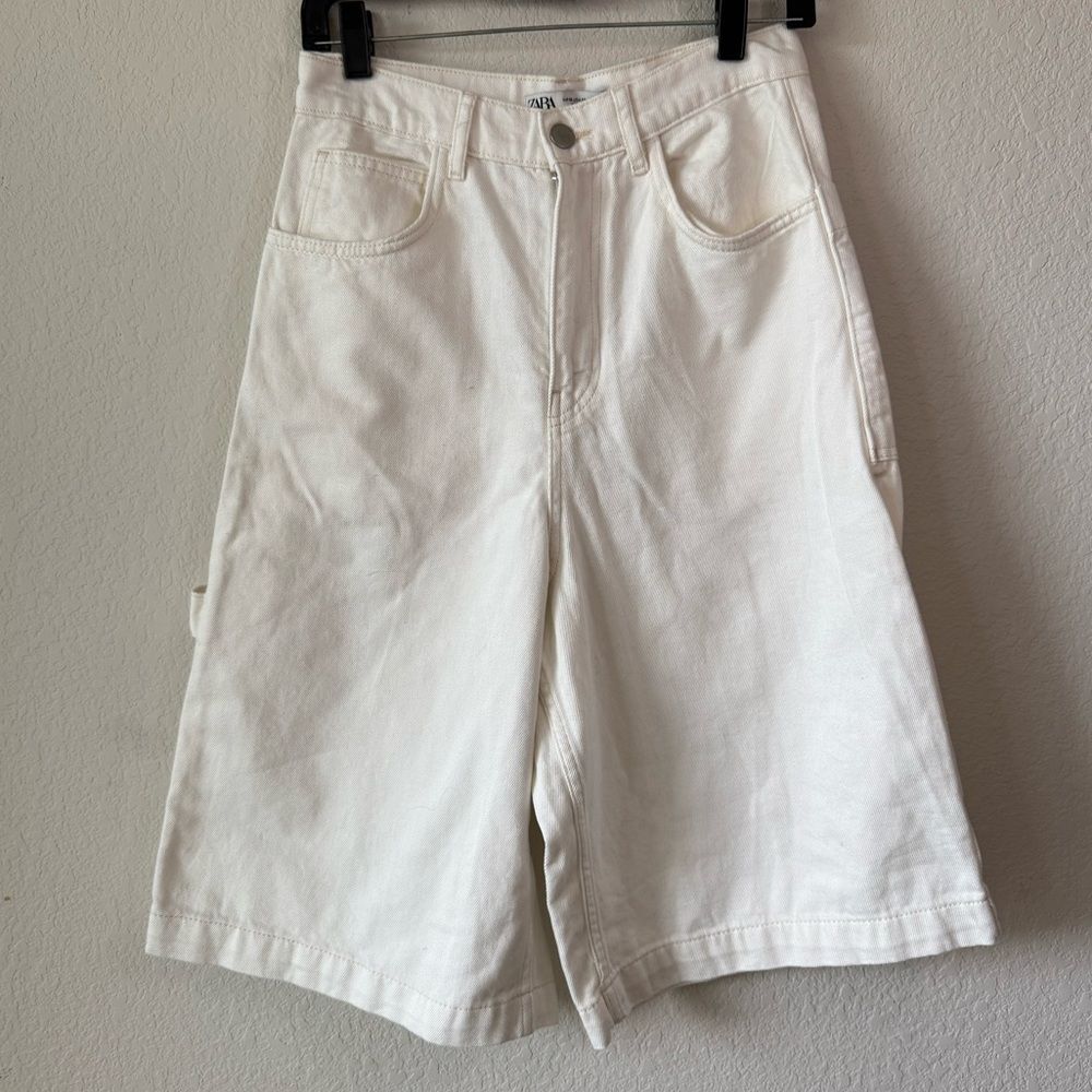 Zara White Cropped Ankle Jeans